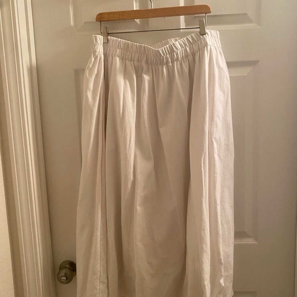 NWOT linen skirt
